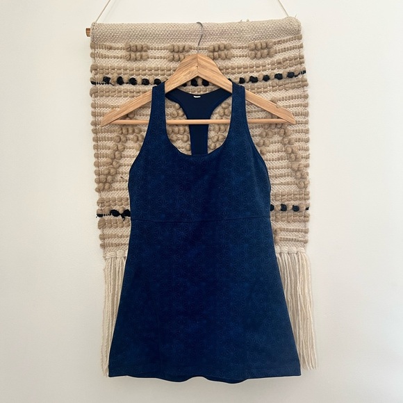 LULULEMON | Power Up Tank Top - Picture 2 of 11